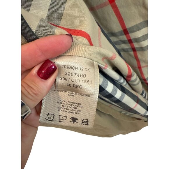 BURBERRY Trench Coat with Detachable Wool liner - 40R - Picture 11 of 16